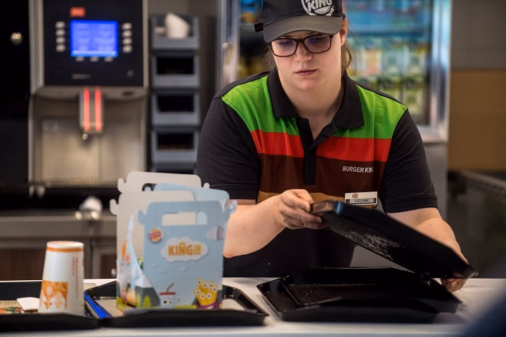 Highest-Paying Fast Food Jobs for 16-Year-Olds in 2024