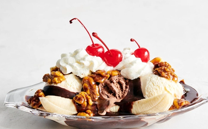 Sundaes and Banana Splits