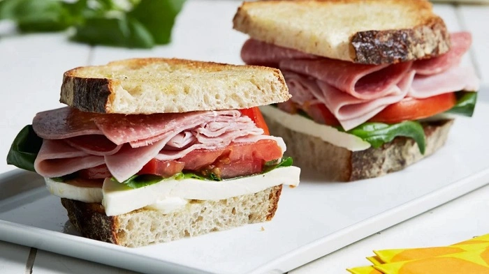🥪 Sandwiches Hearty and Flavorful
