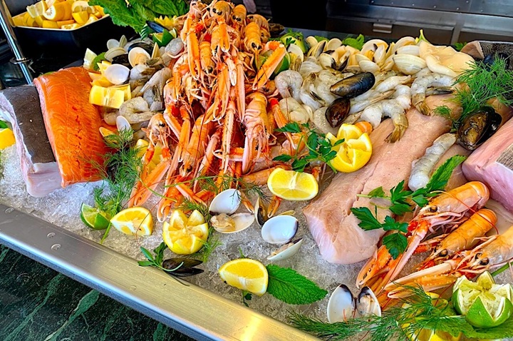 MSC Yacht Club Dinner Menu: A Luxurious Dining Experience at Sea